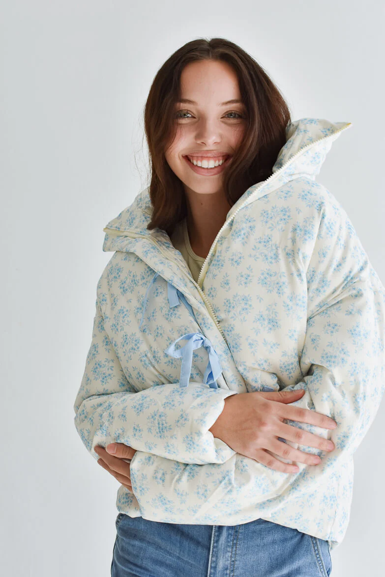 Lark Blue and White Floral Puffer Jacket - Image 10