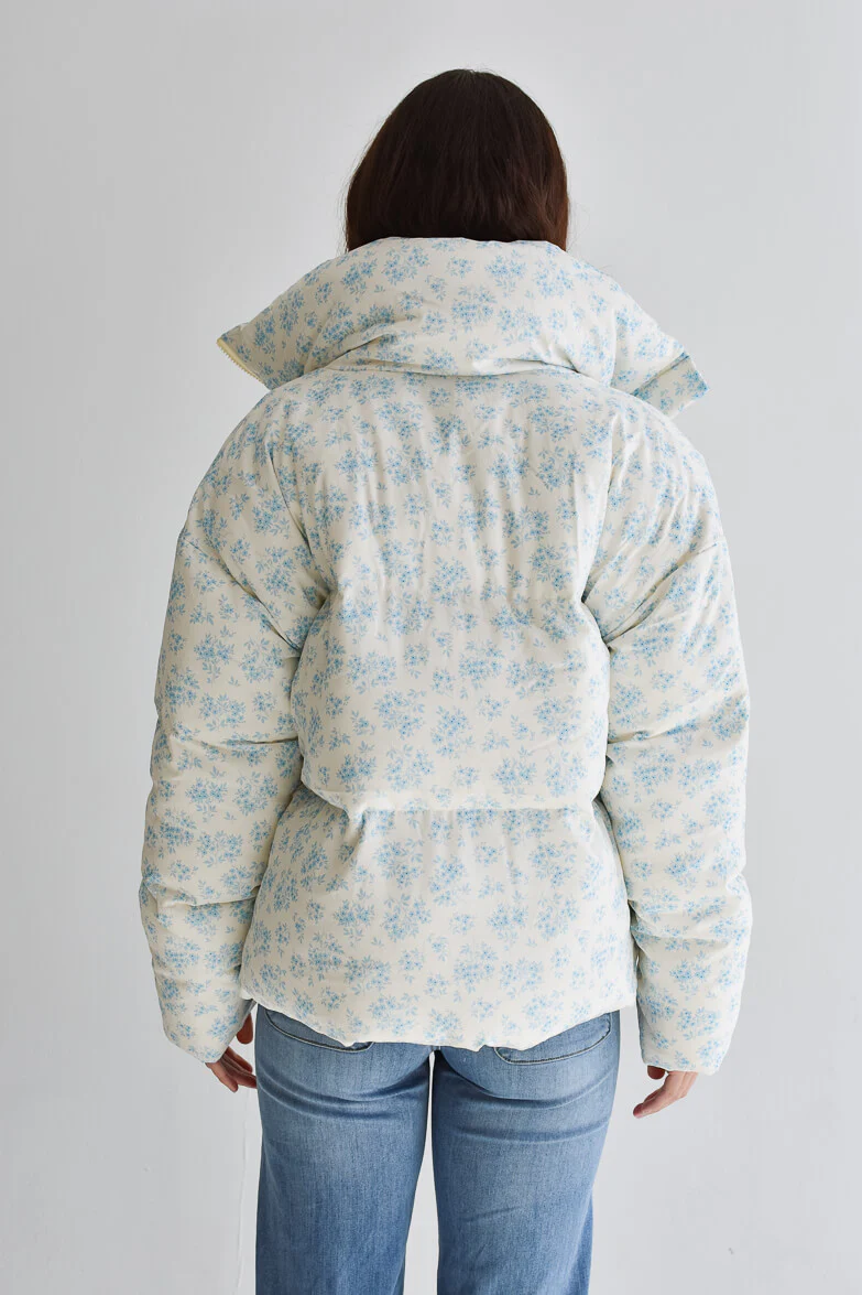 Lark Blue and White Floral Puffer Jacket - Image 3