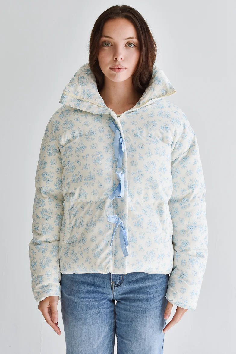 Lark Blue and White Floral Puffer Jacket - Image 4