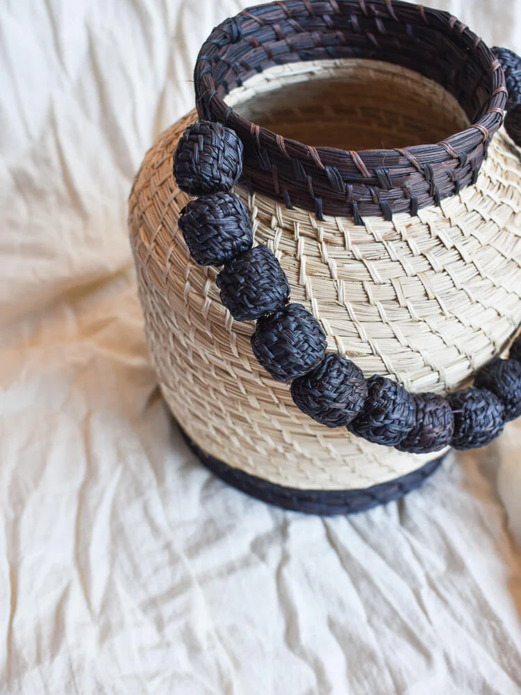 San Gil Handwoven Top Handle Straw Bucket Bag - Charcoal - FINAL SALE - Image 2